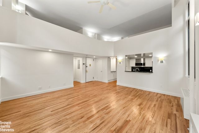 54 W 74th St Apt 210, New York City, NY 10023