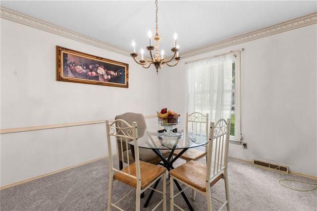 8615 E 89th Street, Kansas City, MO 64138