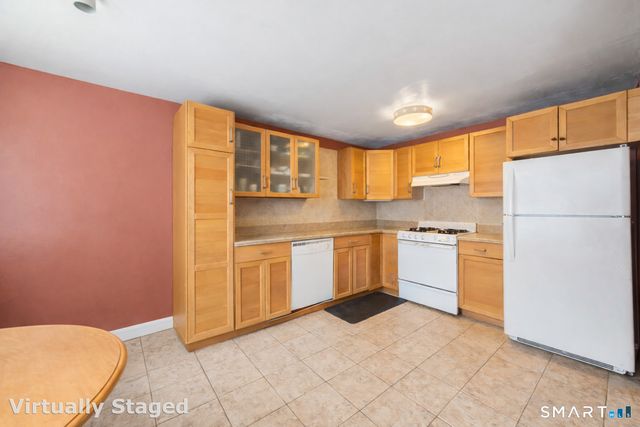 21 Towne House Road 21, Hamden, CT 06514