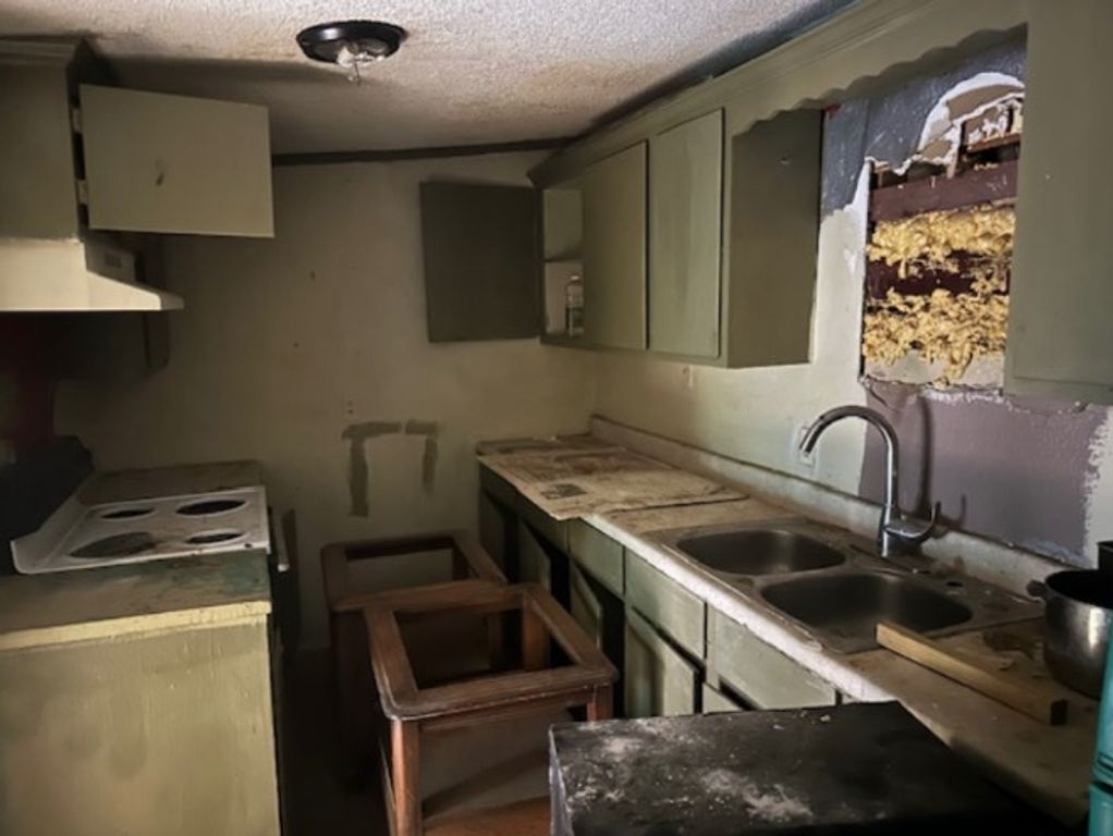 Image 15 of property listing at 513 Powell Lane, San Angelo, TX 76903