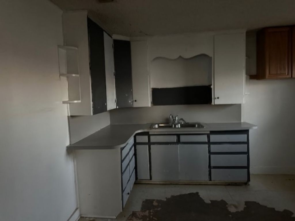 Image 17 of property listing at 513 Powell Lane, San Angelo, TX 76903