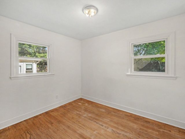 138 Pleasant Ridge Drive, Saline City, MI 48176