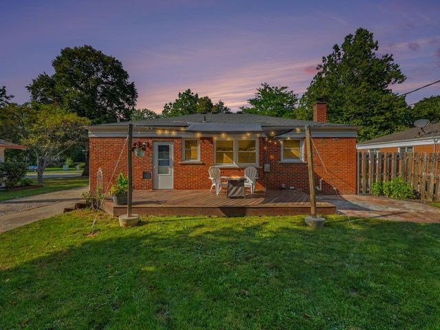 138 Pleasant Ridge Drive, Saline City, MI 48176
