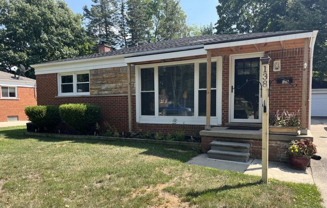138 Pleasant Ridge Drive, Saline City, MI 48176