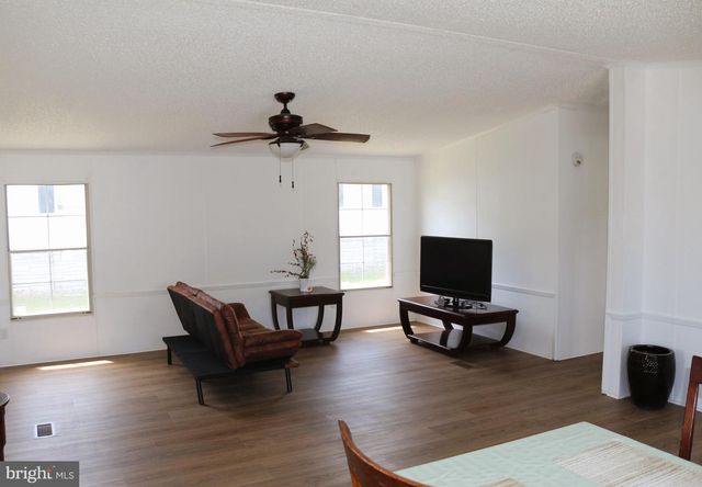 11933 HEATHER DR, Hagerstown, MD 21740