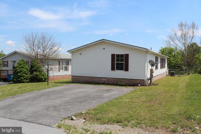 11933 HEATHER DR, Hagerstown, MD 21740