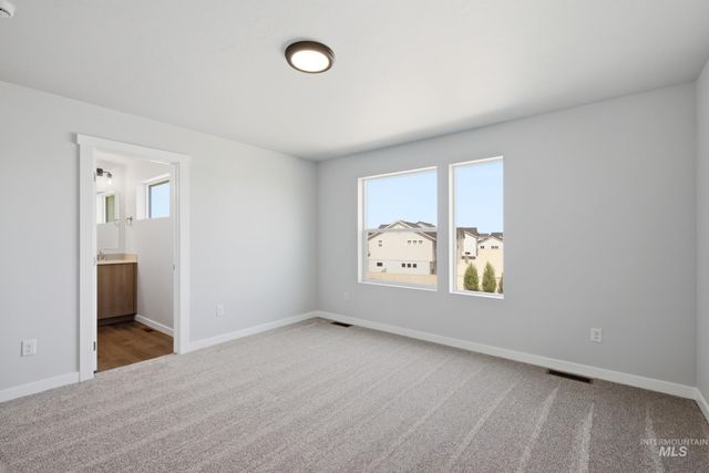 6687 W Fairy Falls Dr, Meridian, ID 83646