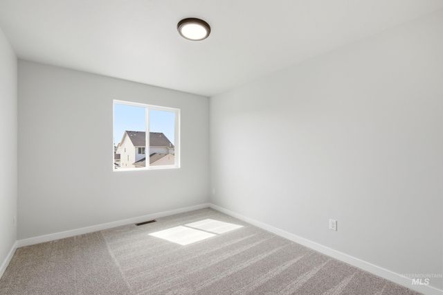 6687 W Fairy Falls Dr, Meridian, ID 83646