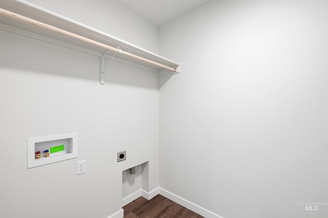 6687 W Fairy Falls Dr, Meridian, ID 83646