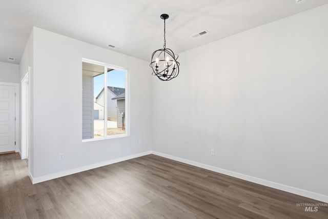 6687 W Fairy Falls Dr, Meridian, ID 83646