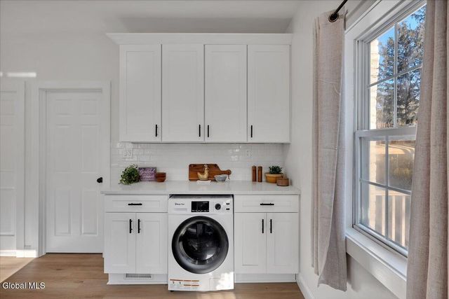 7 Trolley Bed Lane, Wilton, NY 12866