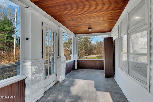 7 Trolley Bed Lane, Wilton, NY 12866