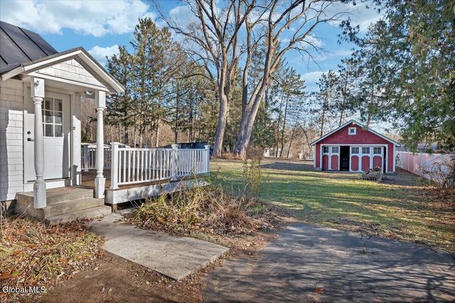 7 Trolley Bed Lane, Wilton, NY 12866