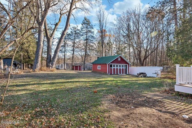 7 Trolley Bed Lane, Wilton, NY 12866