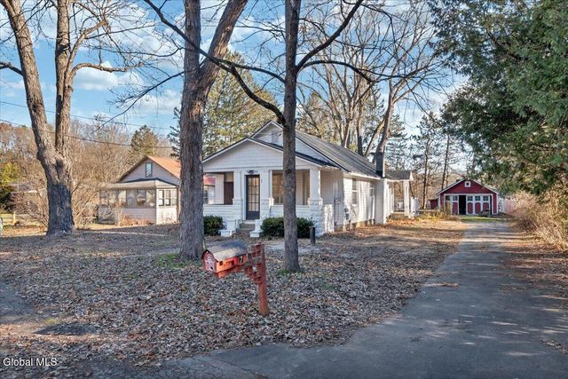 7 Trolley Bed Lane, Wilton, NY 12866