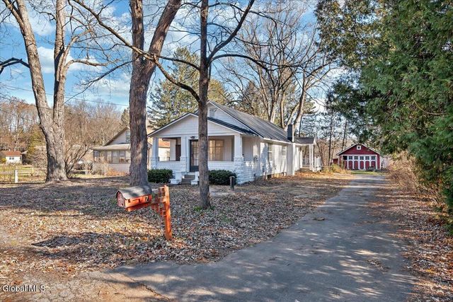 7 Trolley Bed Lane, Wilton, NY 12866