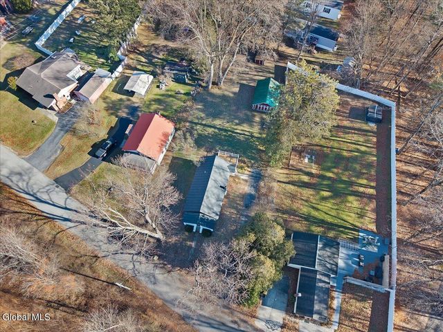 7 Trolley Bed Lane, Wilton, NY 12866