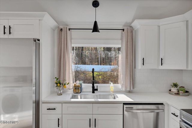 7 Trolley Bed Lane, Wilton, NY 12866