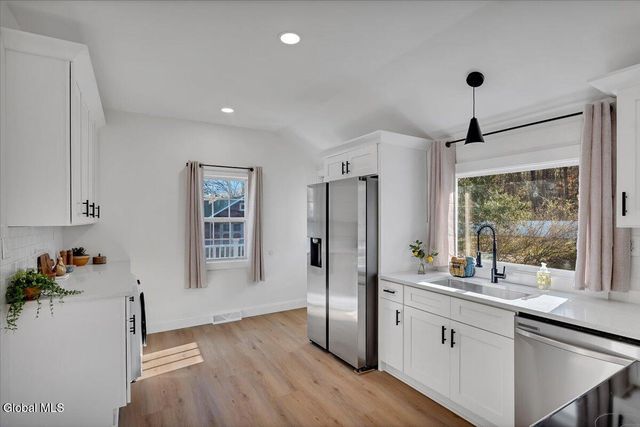 7 Trolley Bed Lane, Wilton, NY 12866