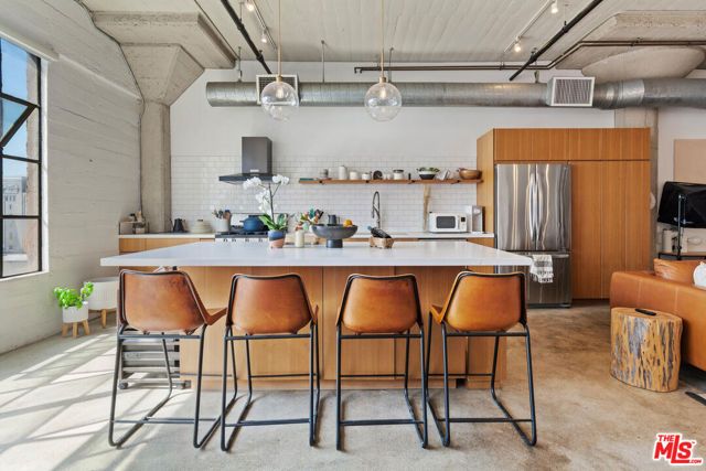 1855 Industrial Street 608, Los Angeles, CA 90021