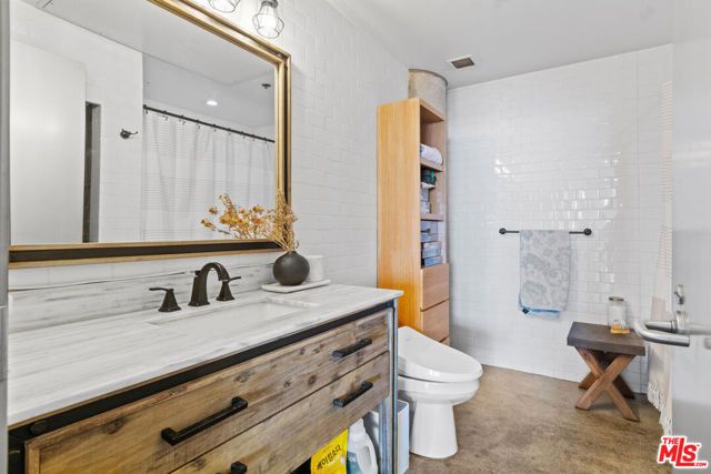 1855 Industrial Street 608, Los Angeles, CA 90021