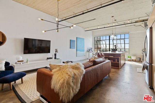 1855 Industrial Street 608, Los Angeles, CA 90021