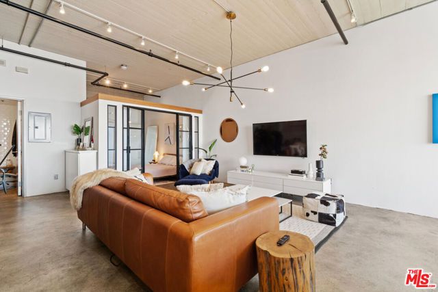 1855 Industrial Street 608, Los Angeles, CA 90021