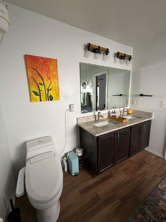 Image 15 of property listing at 2330 PLANTATION OAK DRIVE, Orlando, FL 32824