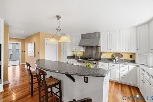 202 W Gwynnfield Rd, Tappahannock, VA 22560