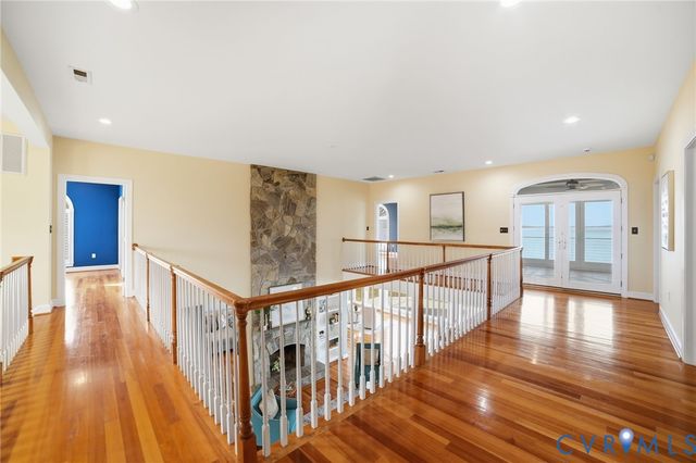 202 W Gwynnfield Rd, Tappahannock, VA 22560