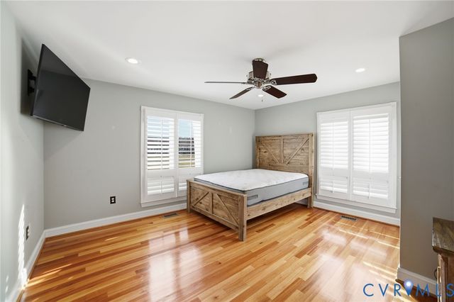 202 W Gwynnfield Rd, Tappahannock, VA 22560