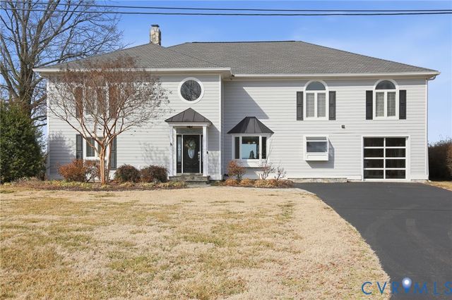 202 W Gwynnfield Rd, Tappahannock, VA 22560