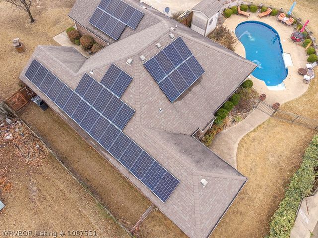 1736 Red Oak Circle, Van Buren, AR 72956