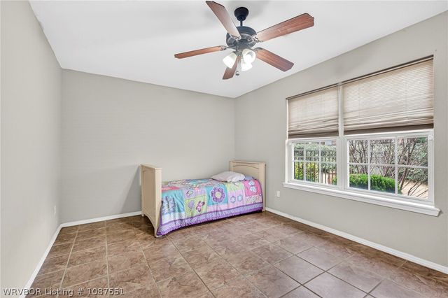 1736 Red Oak Circle, Van Buren, AR 72956