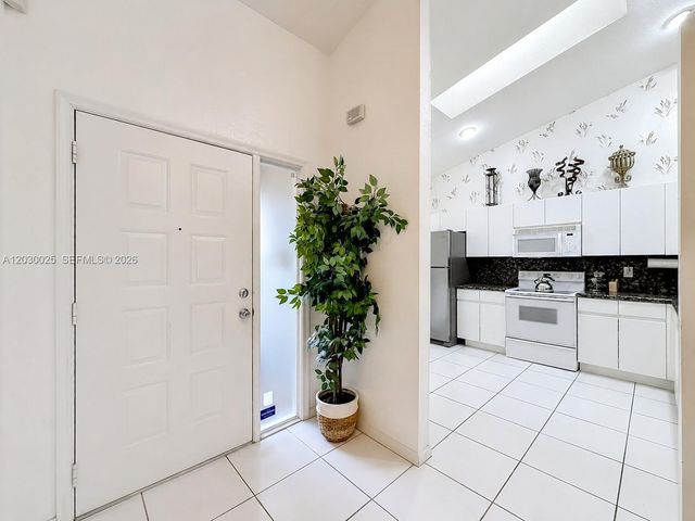 5591 Royal Lake Circle, Boynton Beach, FL 33437