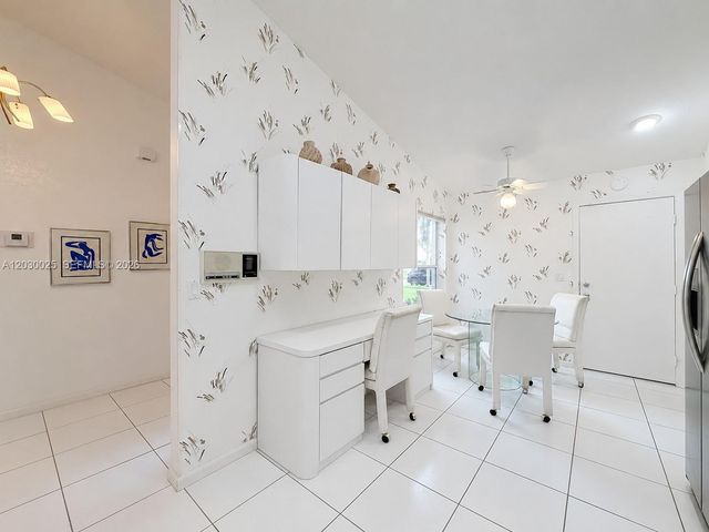 5591 Royal Lake Circle, Boynton Beach, FL 33437
