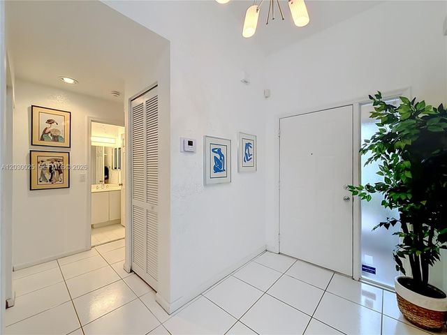 5591 Royal Lake Circle, Boynton Beach, FL 33437