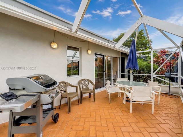 5591 Royal Lake Circle, Boynton Beach, FL 33437