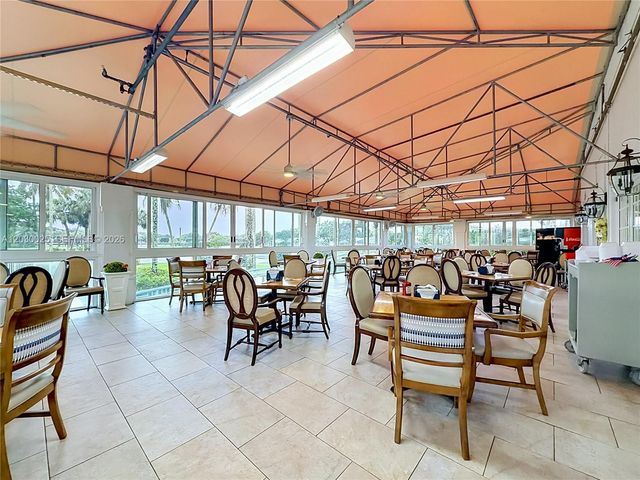 5591 Royal Lake Circle, Boynton Beach, FL 33437