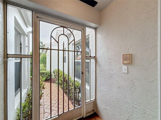 5591 Royal Lake Circle, Boynton Beach, FL 33437
