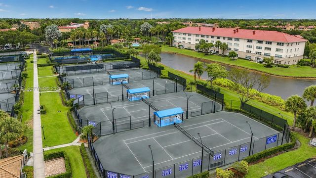 5591 Royal Lake Circle, Boynton Beach, FL 33437