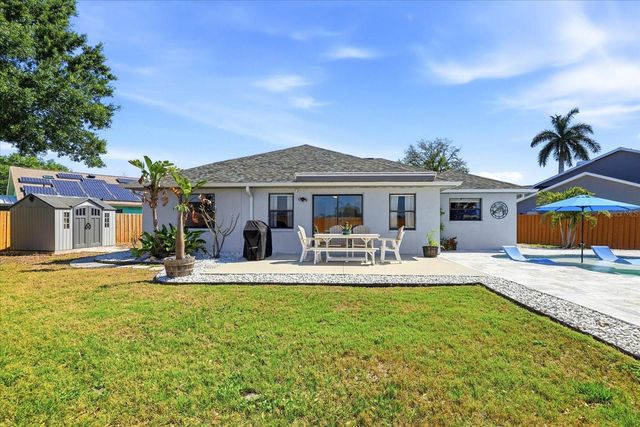 2016 58TH CIRCLE S, St Petersburg, FL 33712