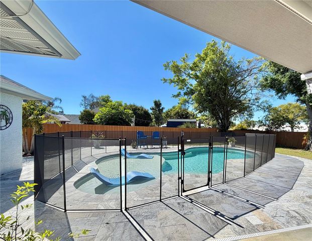 2016 58TH CIRCLE S, St Petersburg, FL 33712