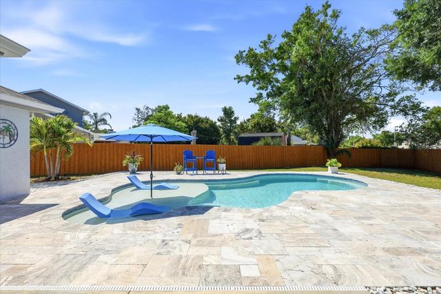 2016 58TH CIRCLE S, St Petersburg, FL 33712