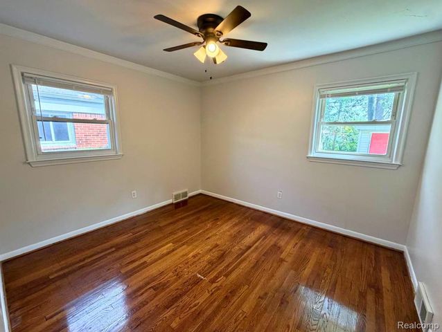 29537 Hazelwood Street, Inkster, MI 48141