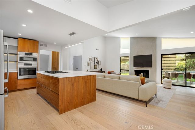 22250 Capulin Court, Woodland Hills, CA 91364