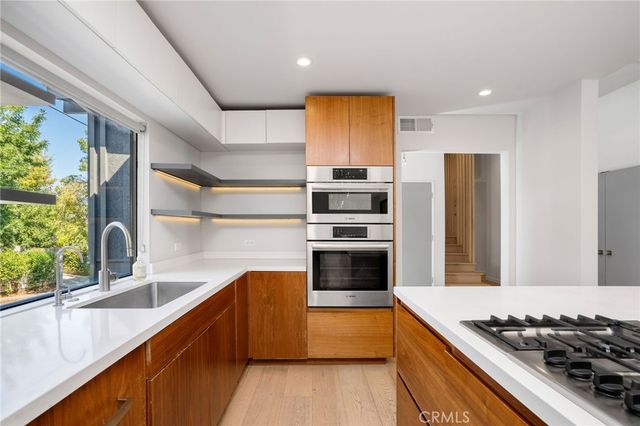 22250 Capulin Court, Woodland Hills, CA 91364