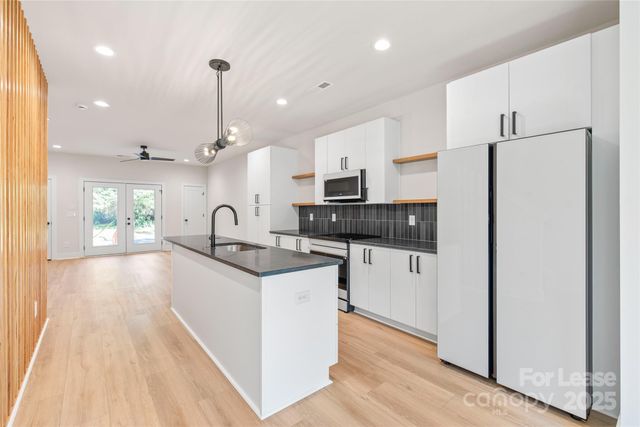 1356 Briar Creek Road, Charlotte, NC 28205