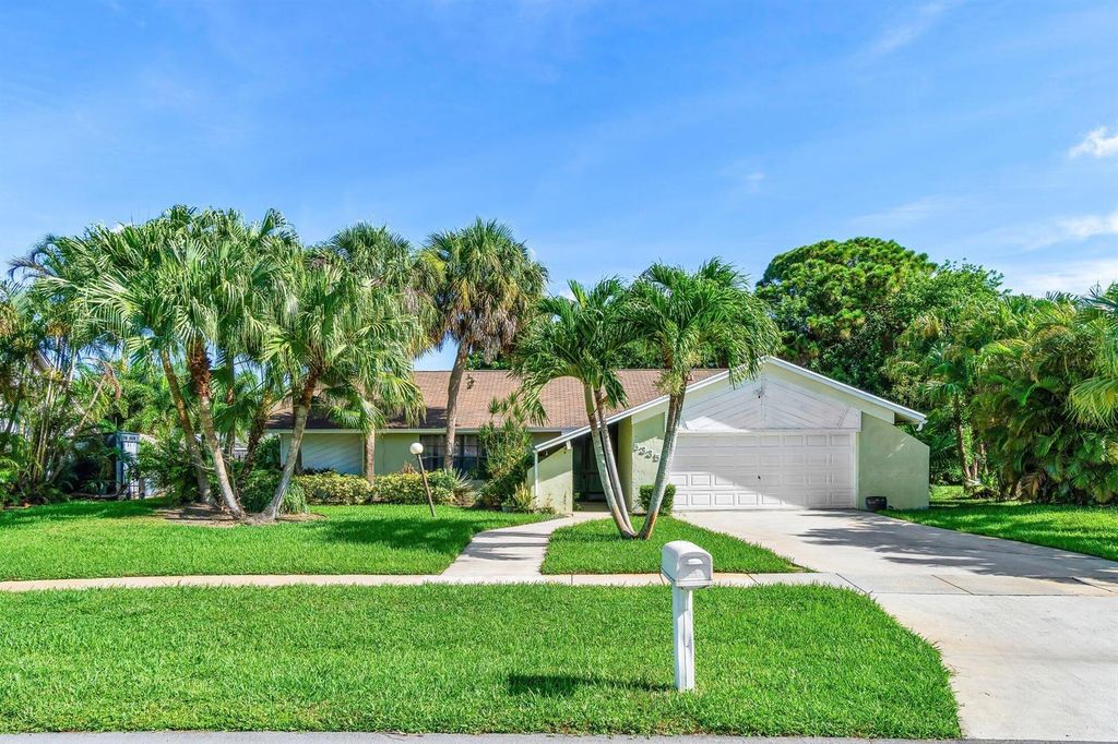 5335 Havasu Court, Lake Worth, FL 33467