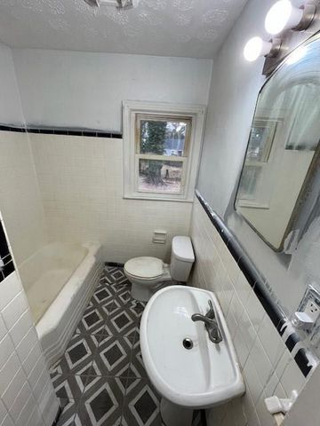 1386 Bluefield SW Drive, Atlanta, GA 30310